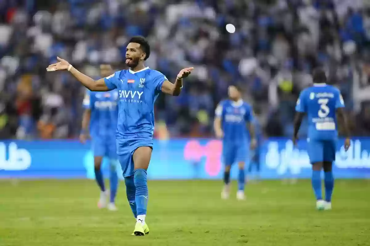 خميس يفتح النار على نجم الهلال السعودي والمنتخب بعد خسارة عمان المثيرة