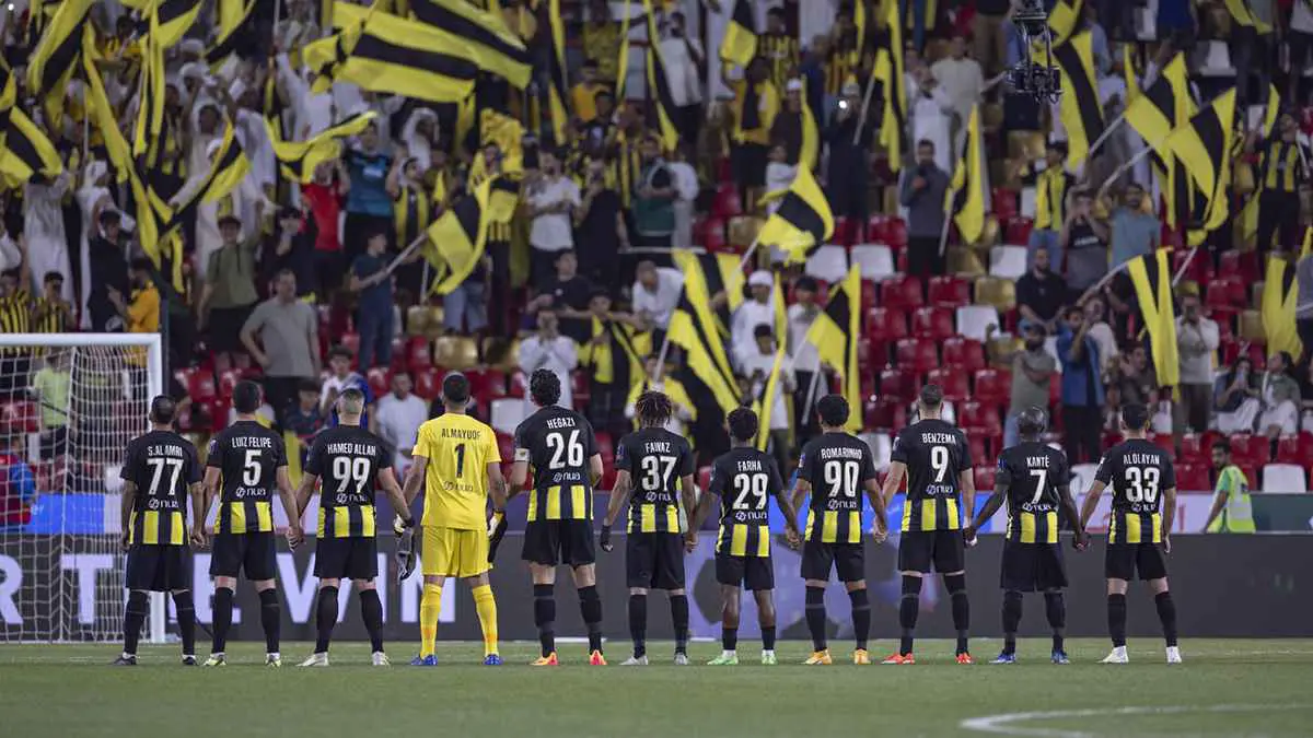 صدمة مدوية بسبب تعاقد الاتحاد مع هذا المدرب بعرض مالي خيالي