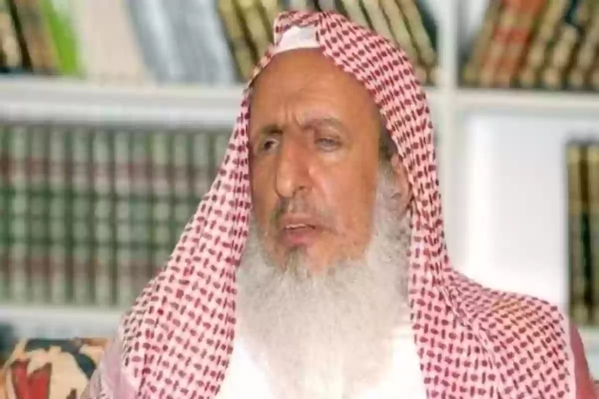 نقودًا أم حبوبًا ؟ مفتي السعودية يحسم الجدل حول إخراج زكاة الفطر