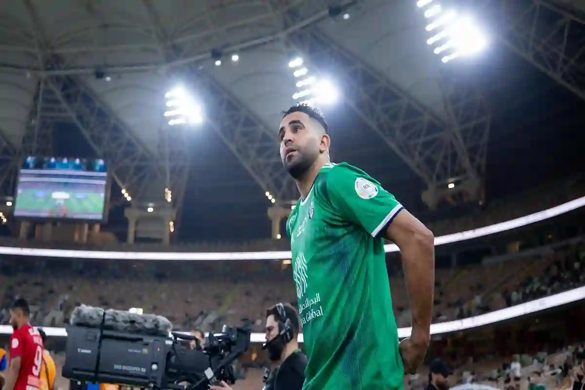 رياض محرز نجم الأهلي السعودي يحذر الهلال والنصر بدوري أبطال آسيا