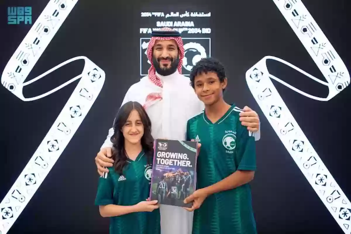  أول تعليق من الملك سلمان بشأن استضافة السعودية كأس العالم