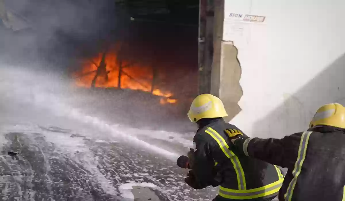 حادث مروري بالرياض أدى لنشوب حريق...