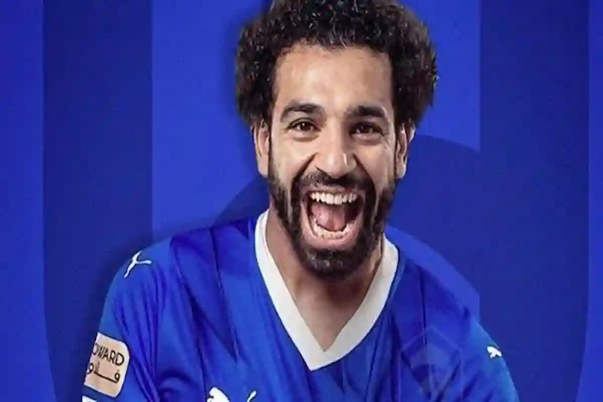 رئيس نادي الهلال السابق يؤكد على فرصة انضمام محمد صلاح إلى الزعيم!!