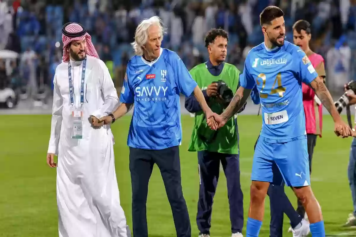 الهلال السعودي يثير غضب واستفزاز النصر بإعلان مباراة الليلة