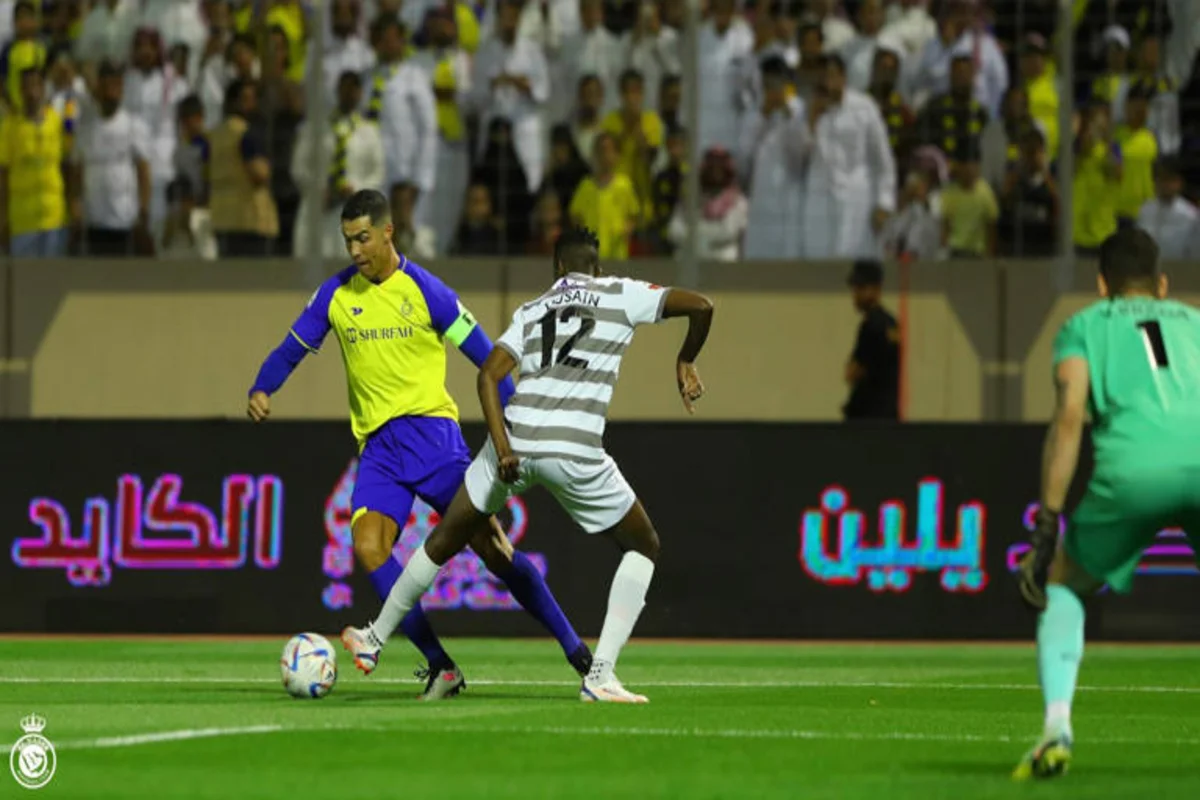 معاقبة النصر والطائي