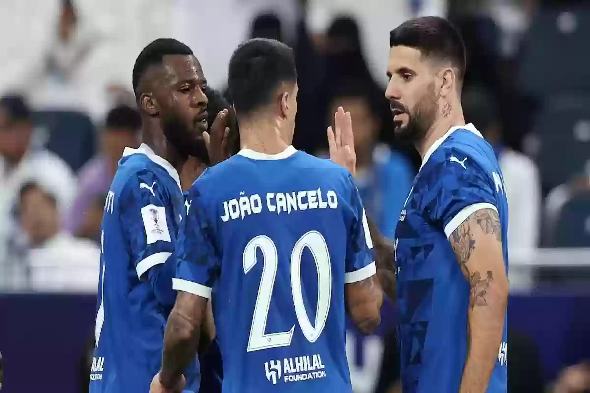  السالمي يصدم جمهور الهلال بسبب استبعاده من قائمة