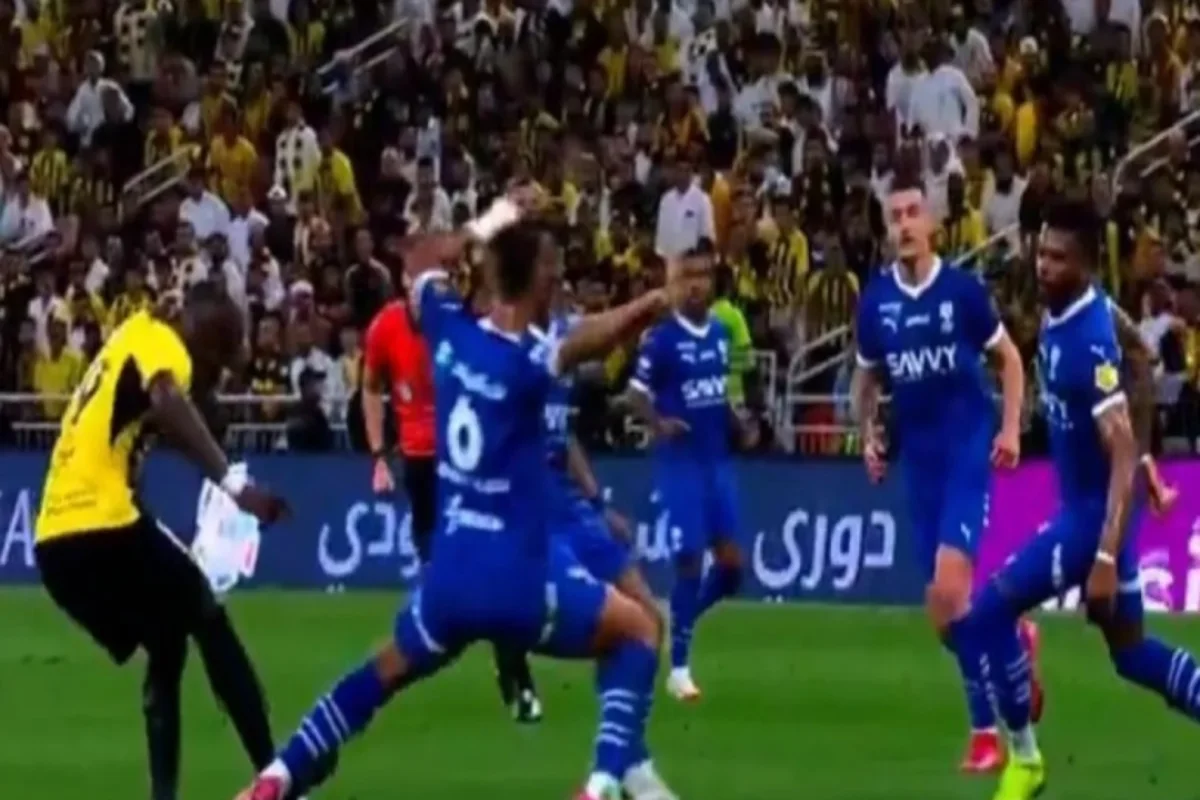 الاتحاد  والهلال 