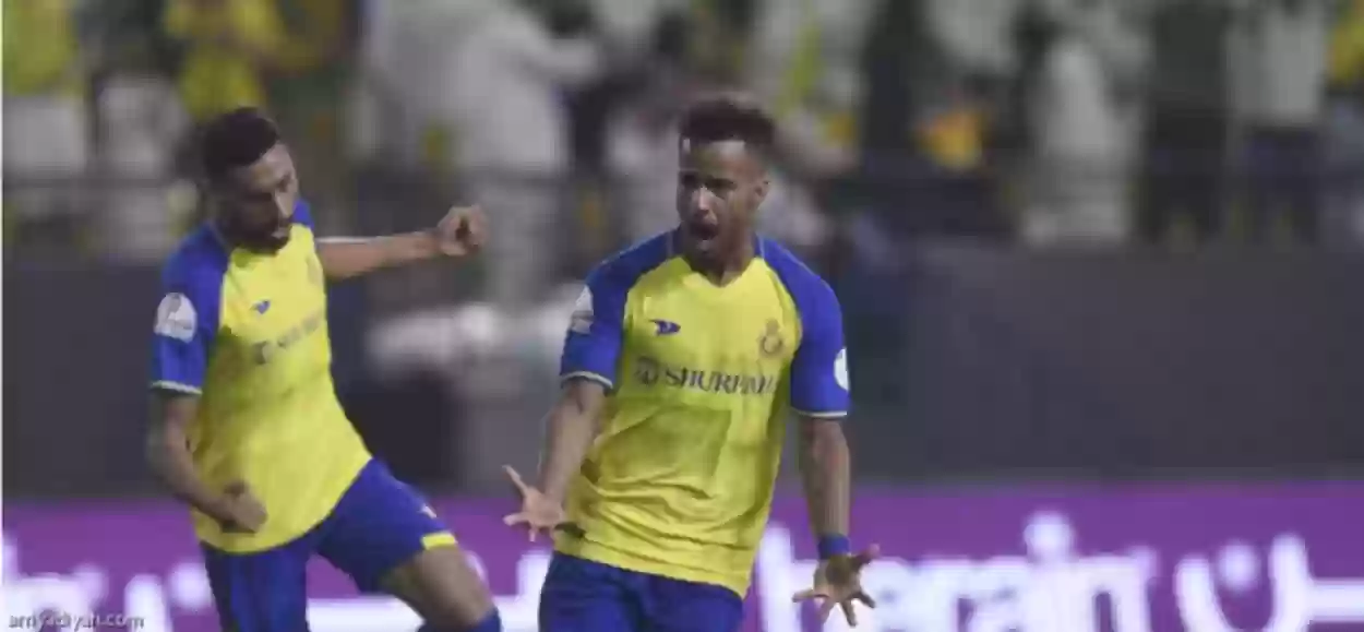 غريب لاعب النصر 