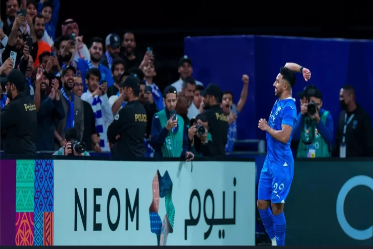 سالم الدوسري لاعب الهلال السعودي